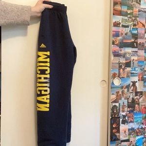 Michigan Sweatpants!! 💌